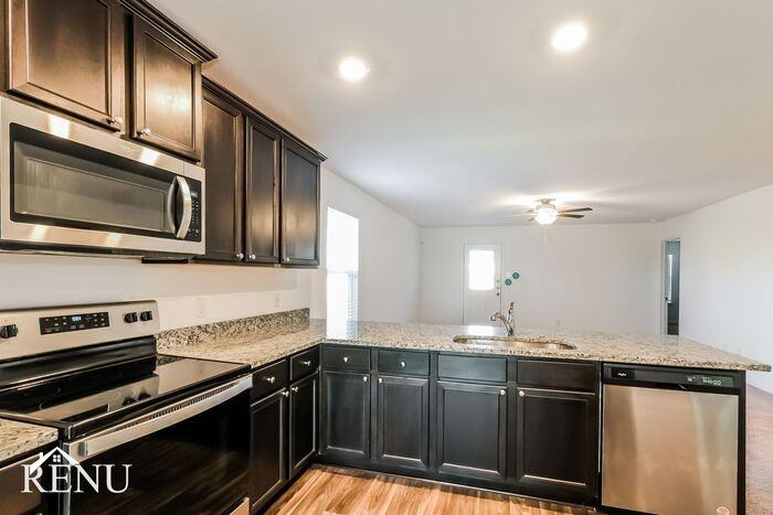 101 Fox Glen Trl - Photo 3 of 18