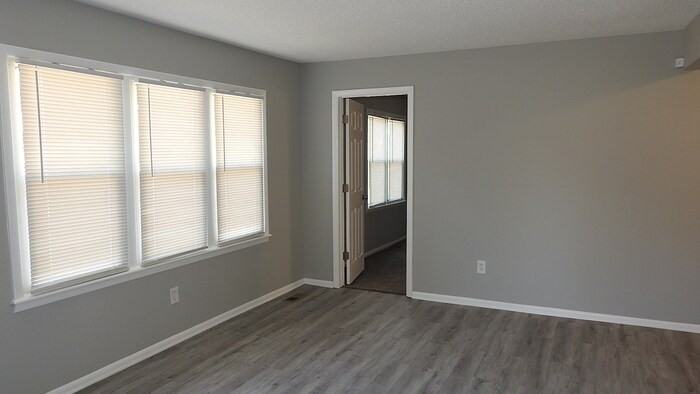1625 Holt St - Photo 7 of 28