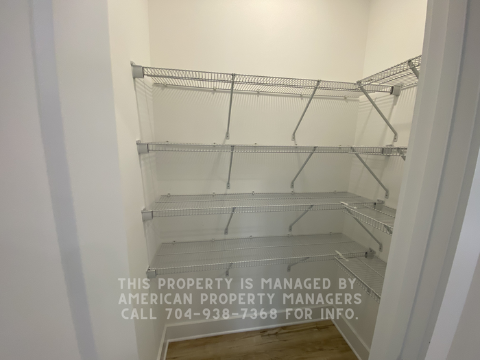 840 S 4th St #A - Photo 4 of 11