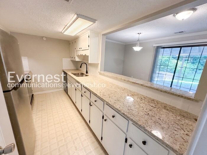 2358 Grayson Valley Cir - Photo 3 of 28