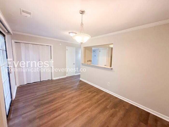 2358 Grayson Valley Cir - Photo 4 of 28