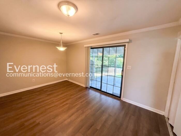 2358 Grayson Valley Cir - Photo 5 of 28