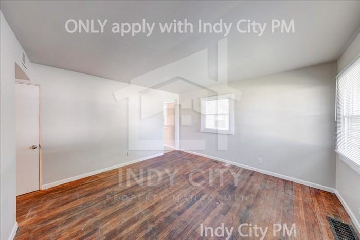 16 S Galeston Ave - Photo 4 of 18