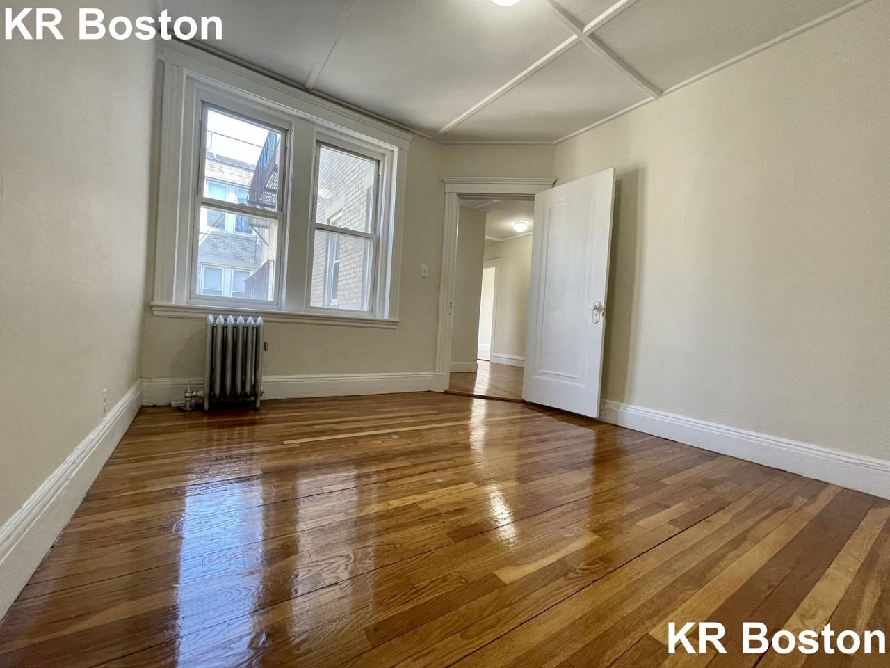 Boylston St. & Charlesgate West #48 - Photo 2 of 20