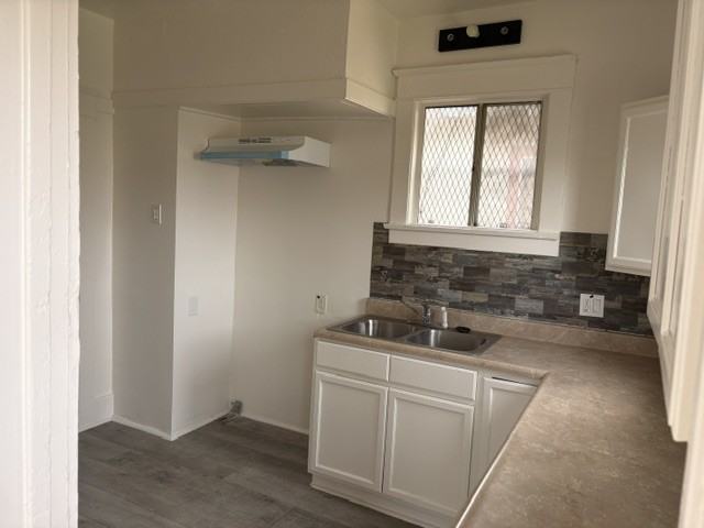 201 W 85th Pl #NA - Photo 3 of 21