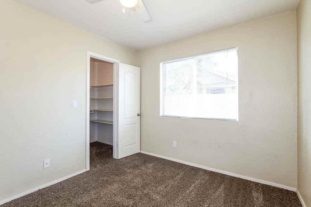 9605 Comstock Rd #NA - Photo 5 of 6