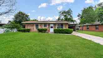 218 E Villaret Blvd #NA - Photo 1 of 1