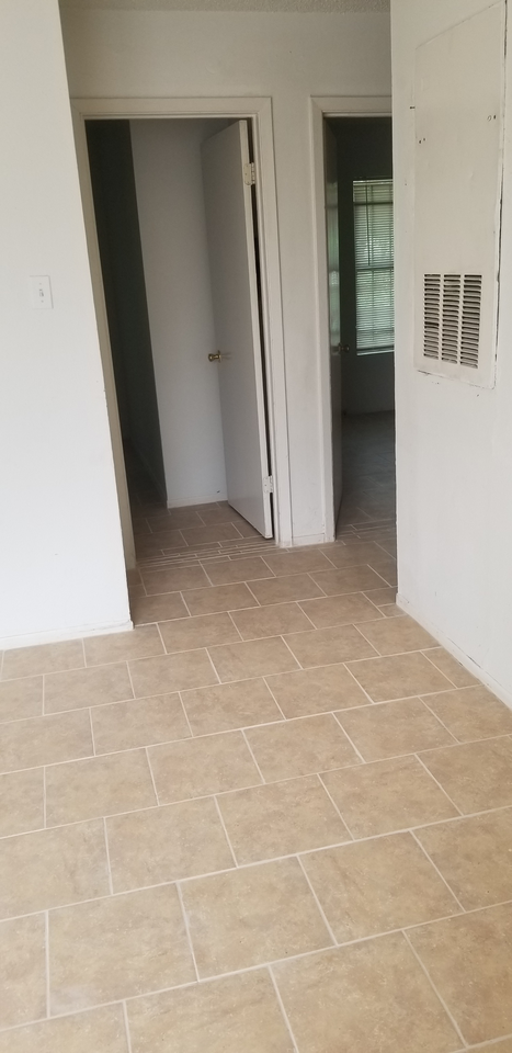 4223 Woodmanor Dr #NA - Photo 5 of 6