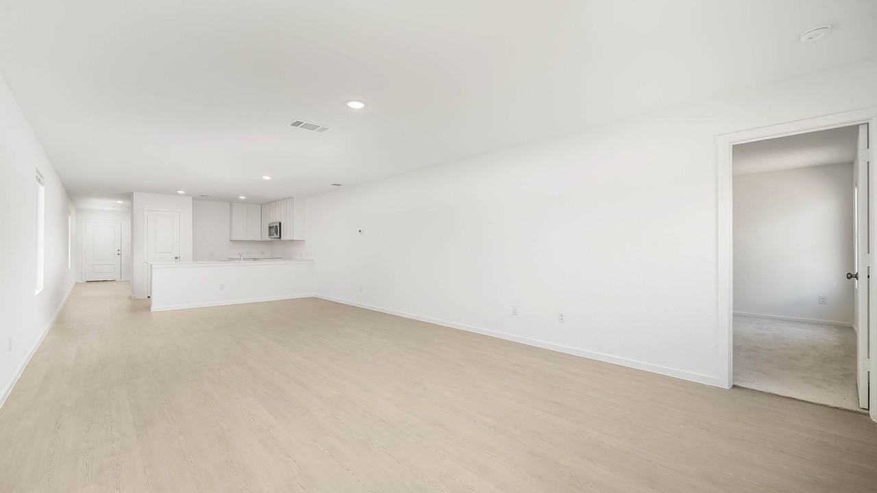 215 Zyra Ave #NA - Photo 2 of 14
