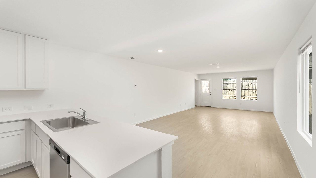 215 Zyra Ave #NA - Photo 6 of 14