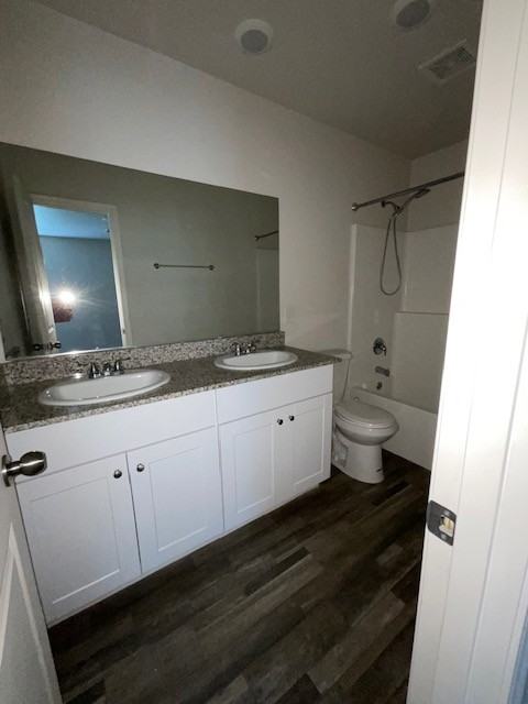 2405 Village Dr #NA - Photo 4 of 5