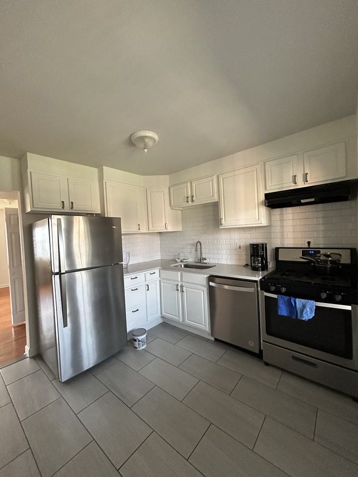 3 Dartmouth Ave #3A - Photo 2 of 14