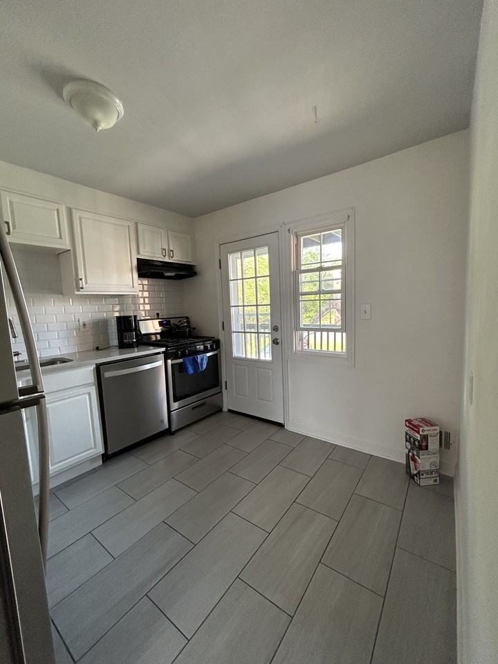 3 Dartmouth Ave #3A - Photo 3 of 14