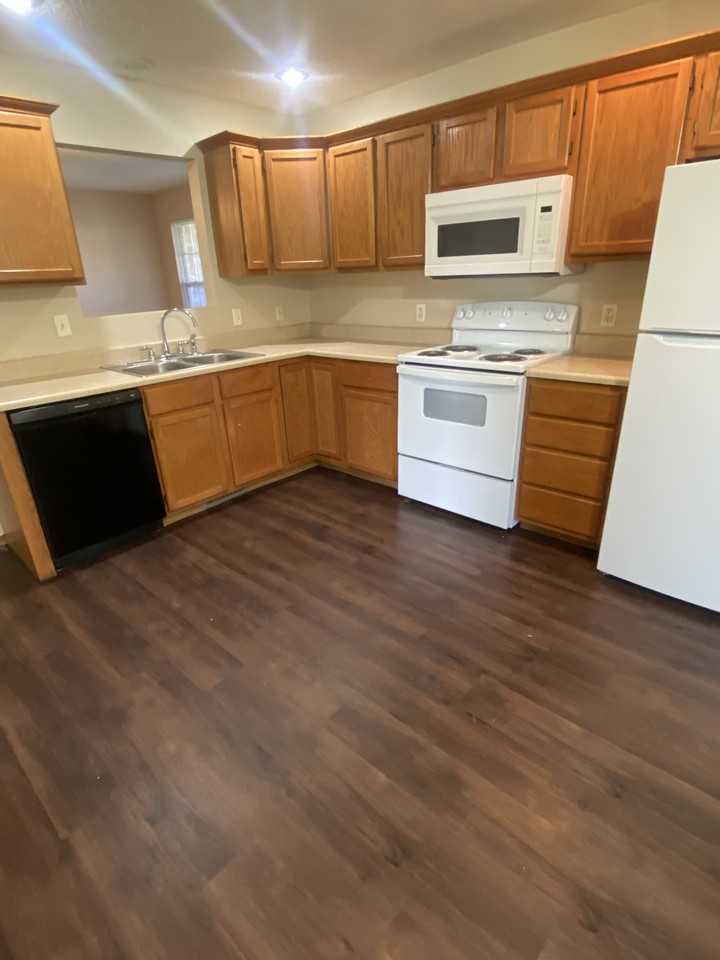 5518 S Daniel St #0 - Photo 7 of 13