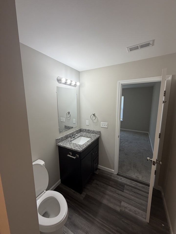 1647 Nazareth Rd #1647 - Photo 5 of 8