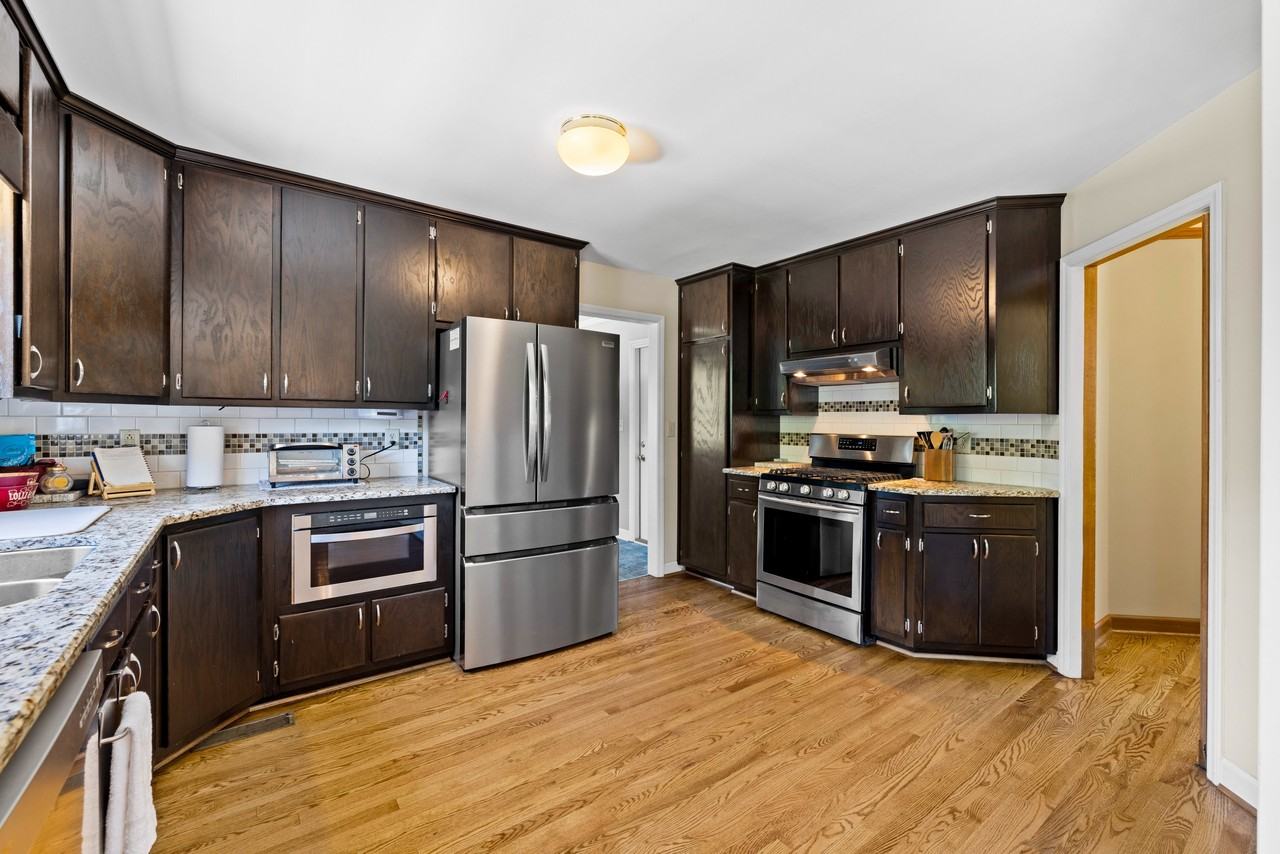 3010 Eaker Dr #NA - Photo 3 of 50