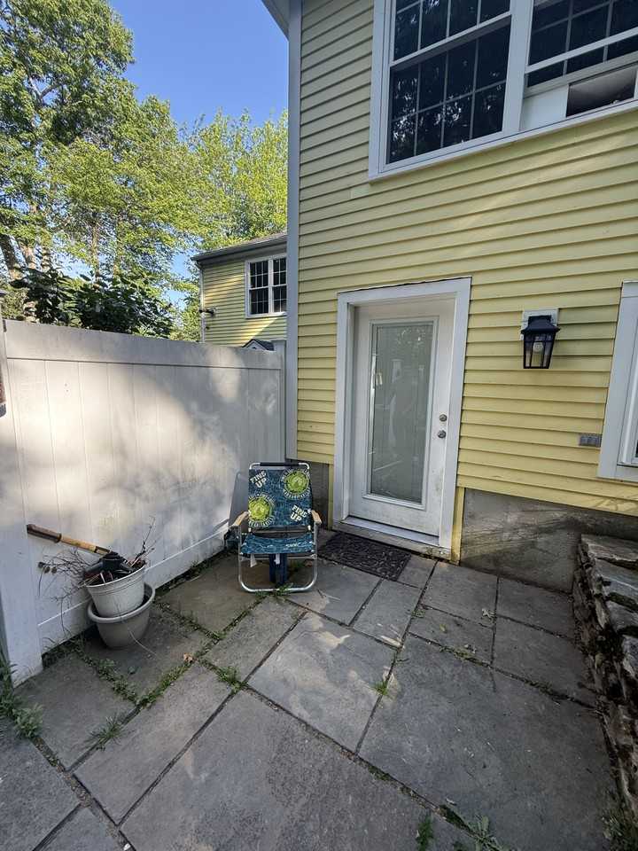 Squantum Rd #B - Photo 6 of 10