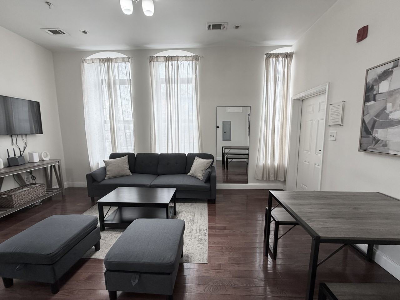 217 N 11th St #401 - Photo 4 of 16
