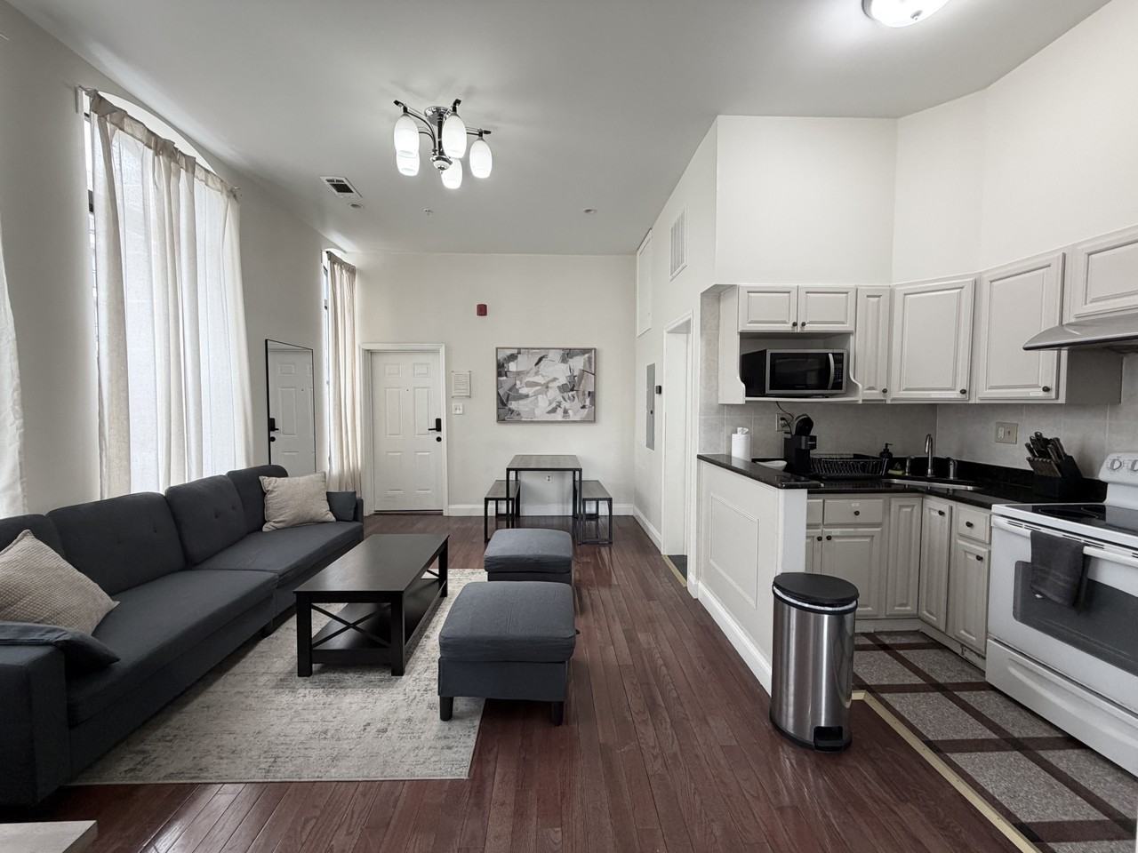 217 N 11th St #401 - Photo 6 of 16
