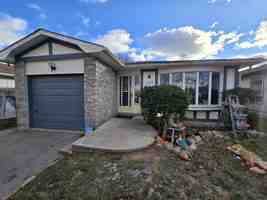 featured image of 1301 Belair Crescent #2