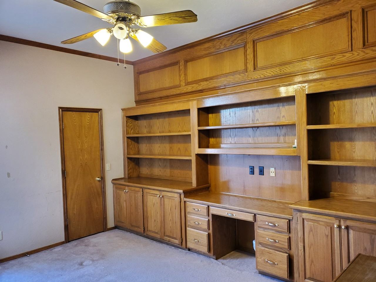441 Cactus Rd #NA - Photo 3 of 13