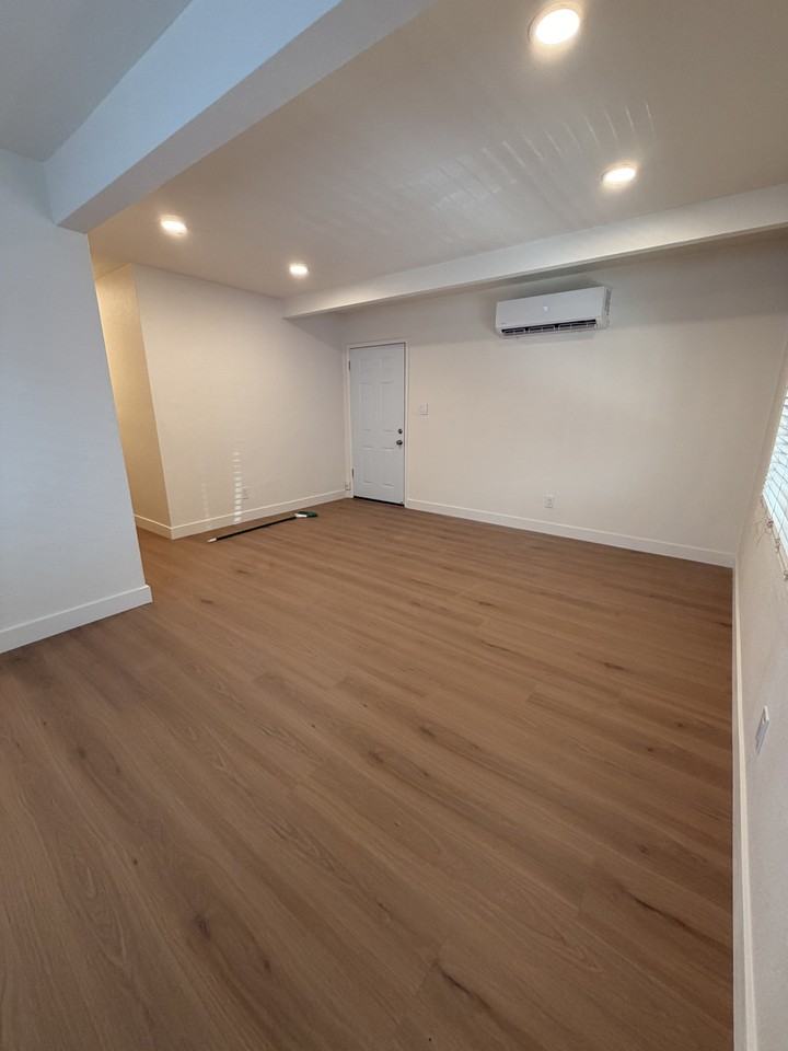 2704 Highland Ave #2704 - Photo 5 of 13