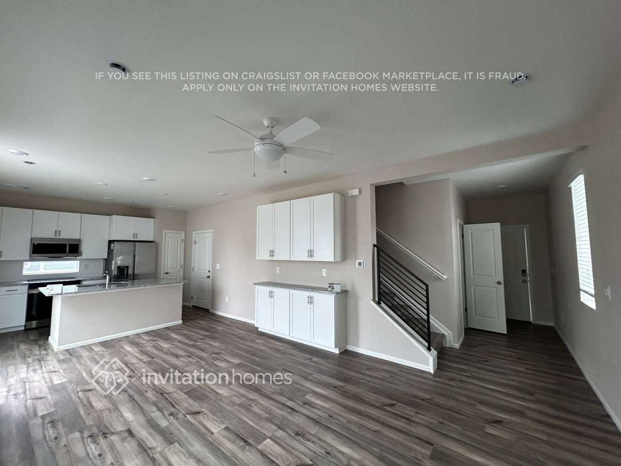 3360 Pearwood Dr - Photo 2 of 14
