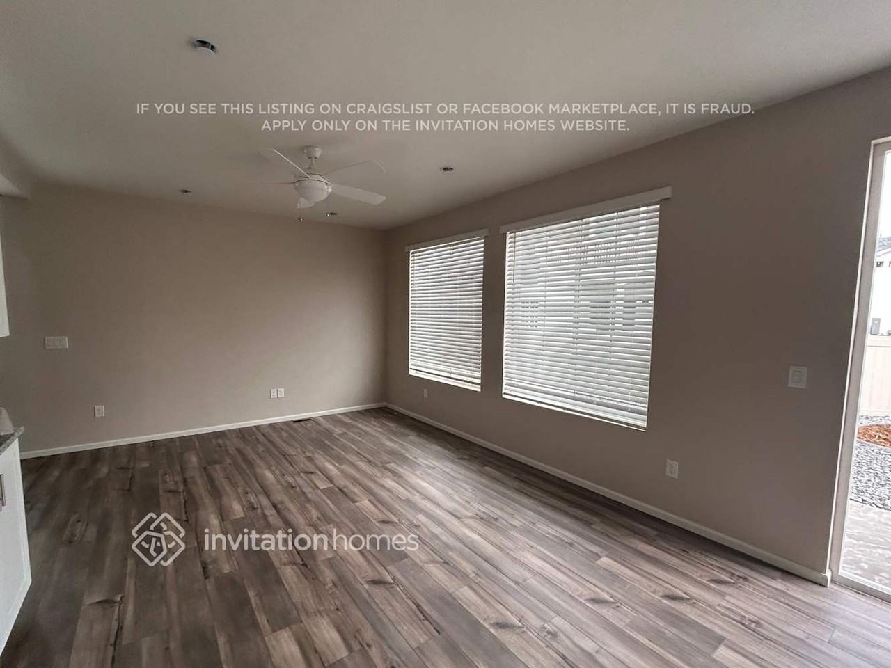 3360 Pearwood Dr - Photo 4 of 14