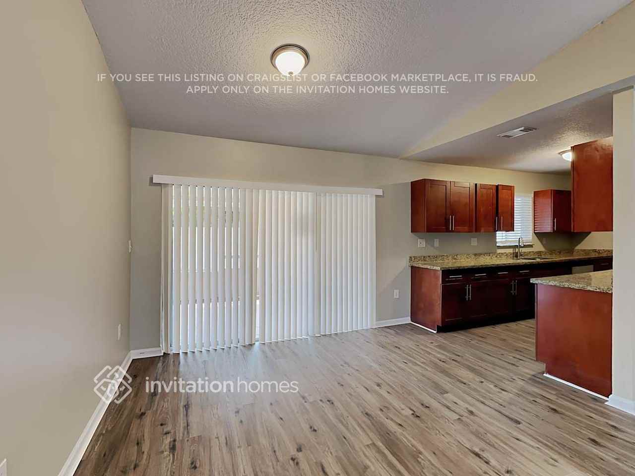 17035 Sw 145th Ave - Photo 5 of 21