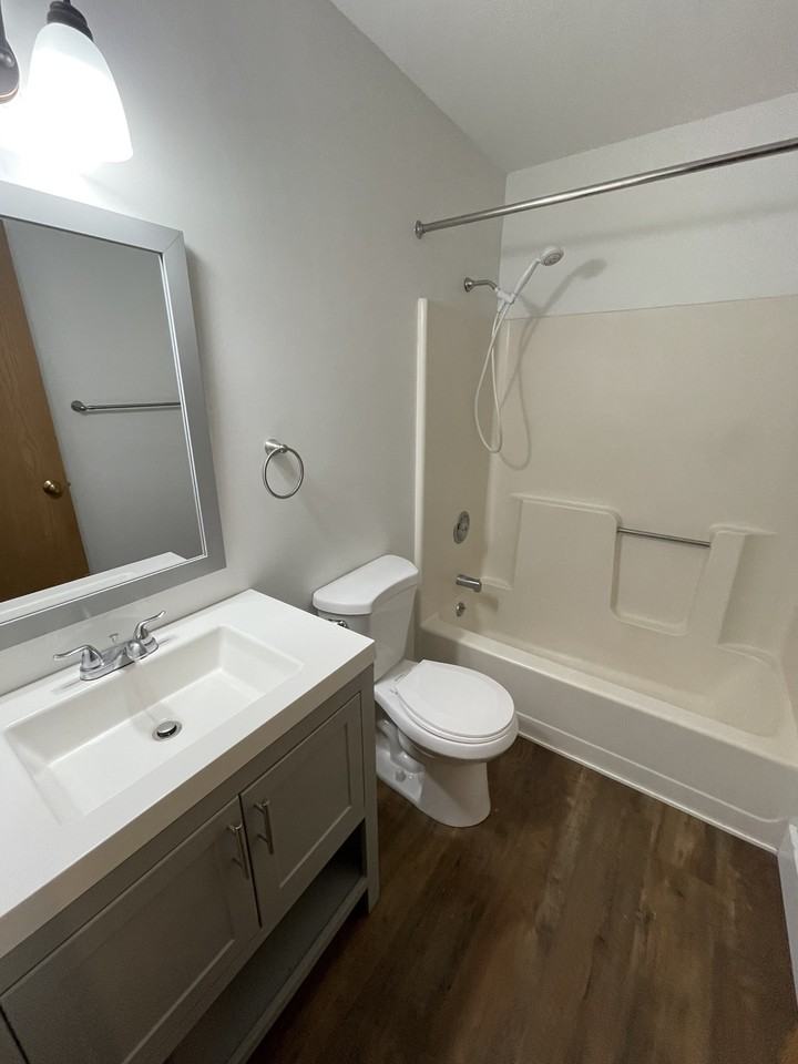 16 Campbell Rd #213 - Photo 4 of 7