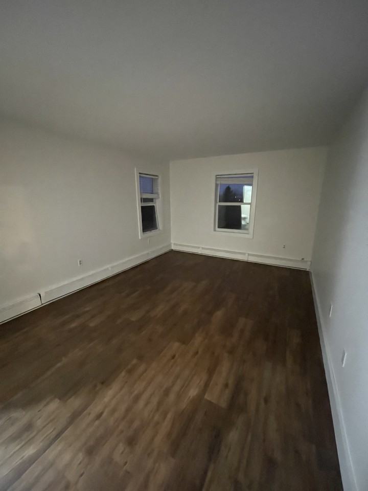16 Campbell Rd #213 - Photo 6 of 7
