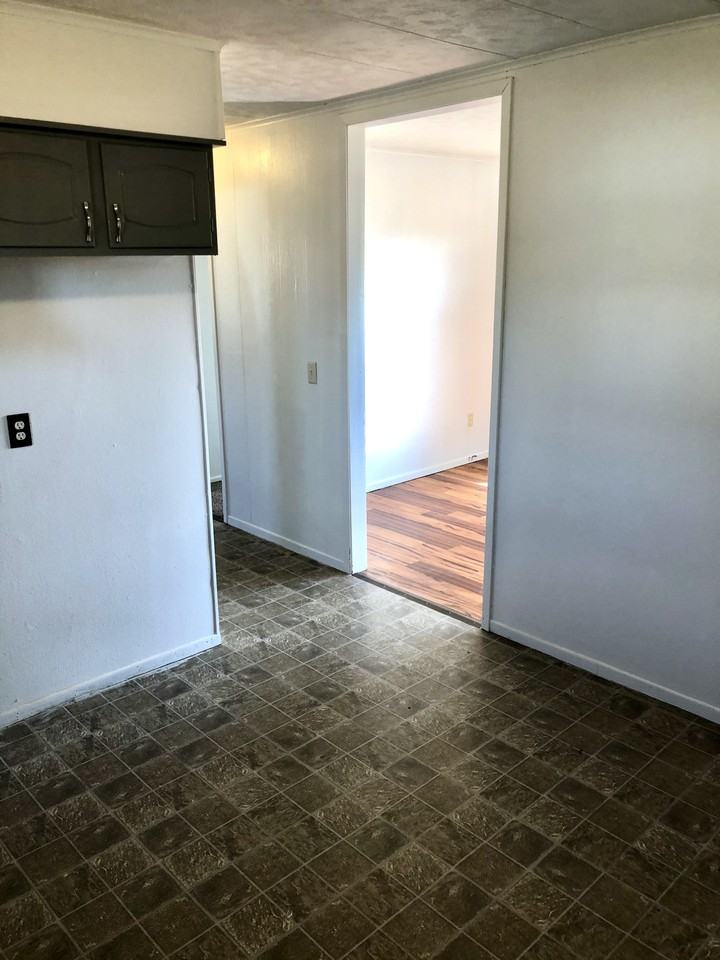 130 Fauber Ln #132 - Photo 2 of 10
