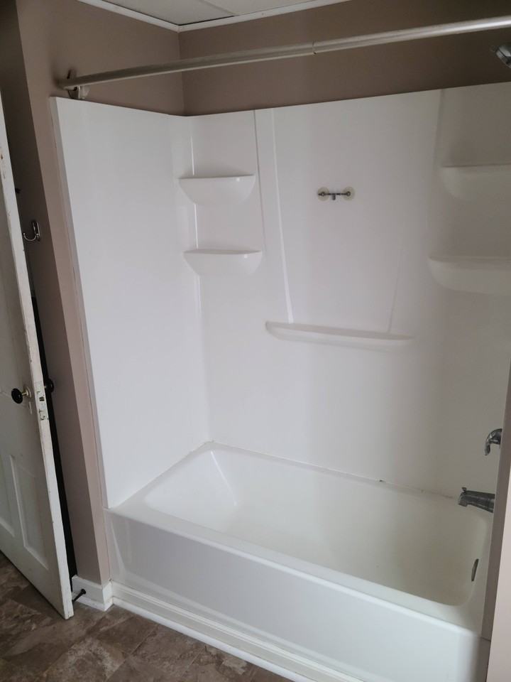 628 State St #2 - Photo 4 of 6
