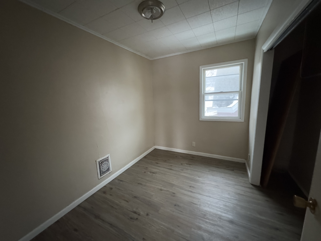 154 Liberty St #2 - Photo 6 of 10
