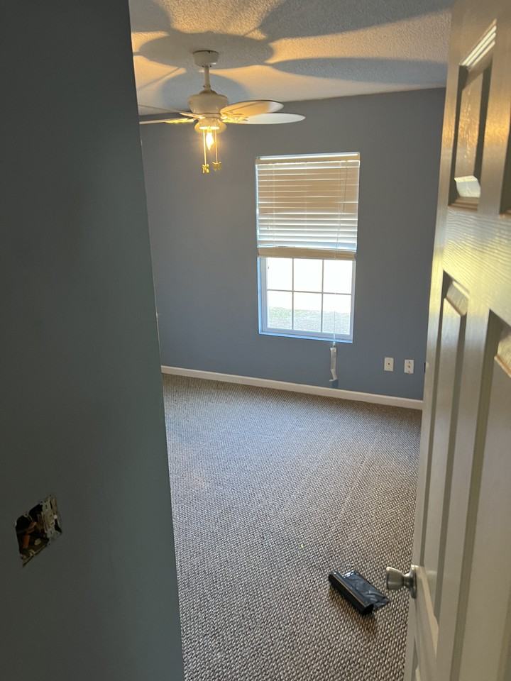 533 S Boundary St - Photo 4 of 18