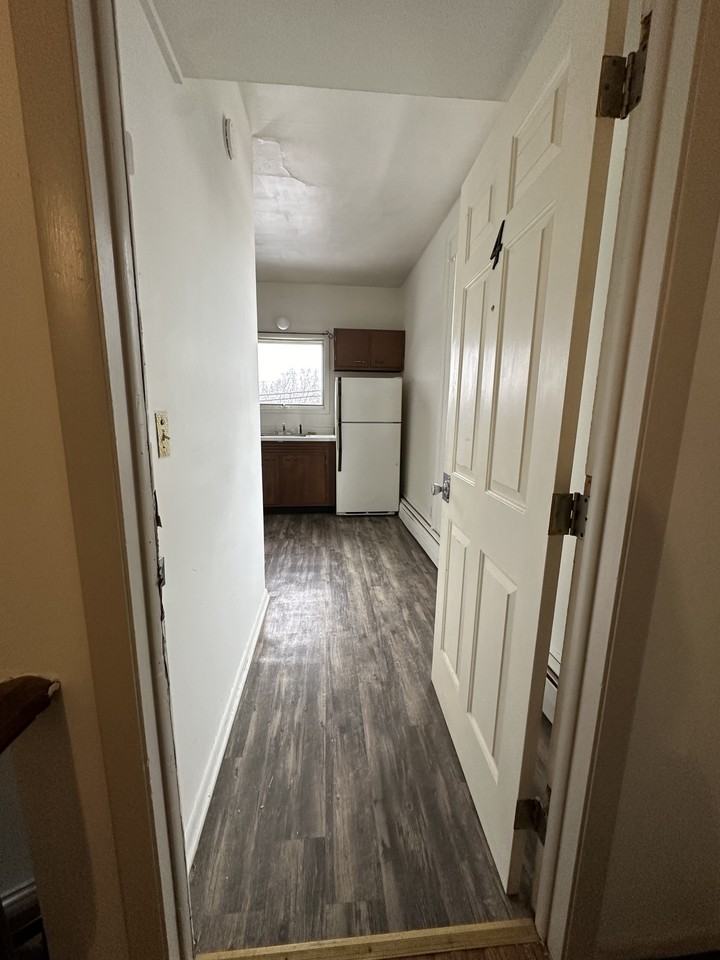 8746 Main St #4 - Photo 4 of 8
