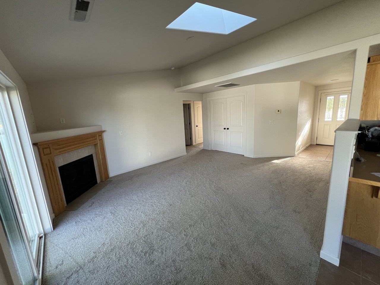 433 S Aspen St - Photo 7 of 12