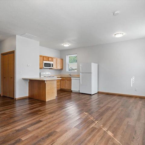 9639 Spur Line Ct - Photo 3 of 10