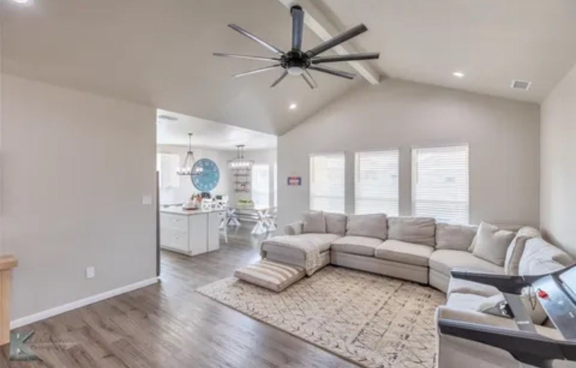 7449 Sleepy Hollow Ln - Photo 5 of 19
