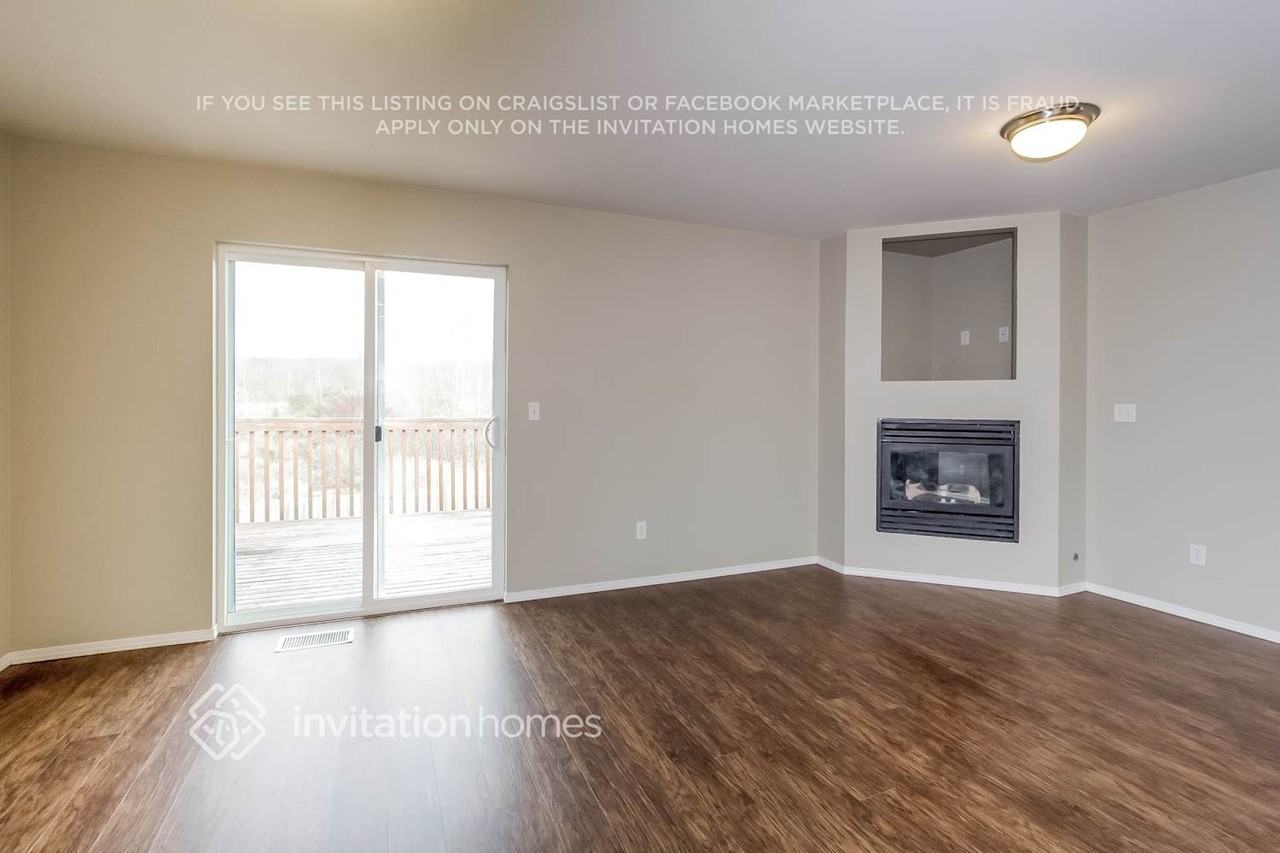 205 Phoenix Ave Sw - Photo 3 of 22