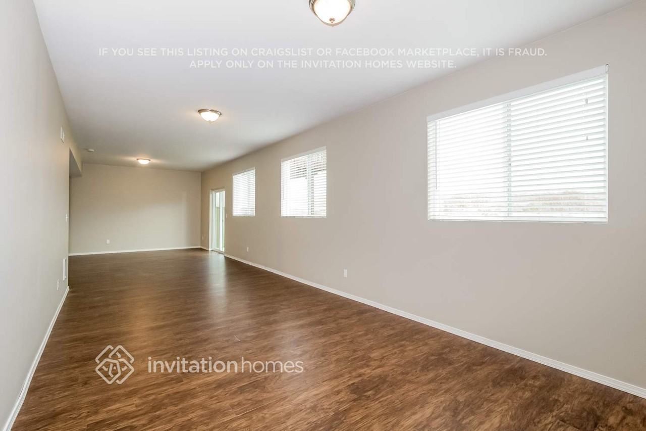 205 Phoenix Ave Sw - Photo 5 of 22