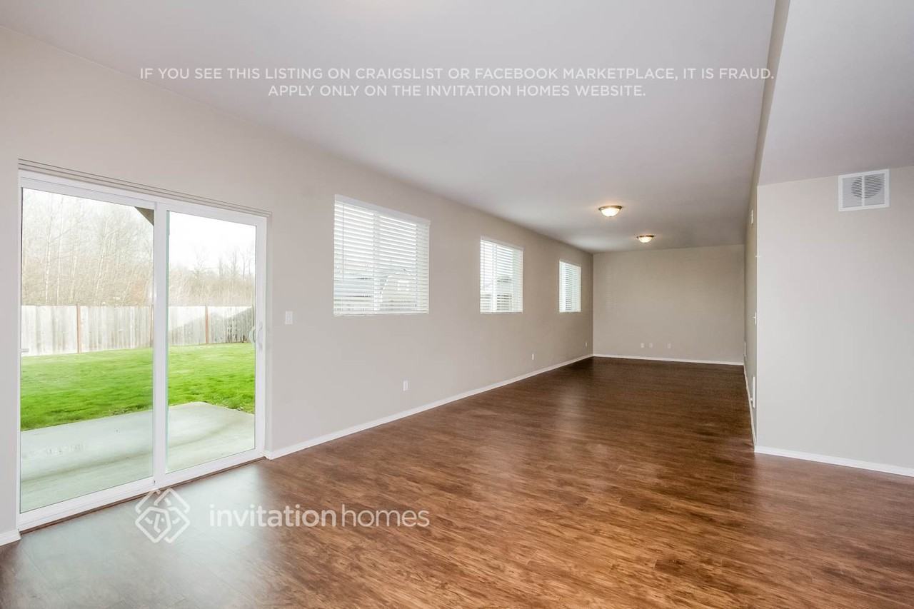 205 Phoenix Ave Sw - Photo 6 of 22
