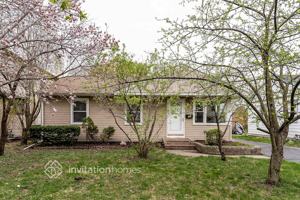 featured image of 321 S Yale Ave
