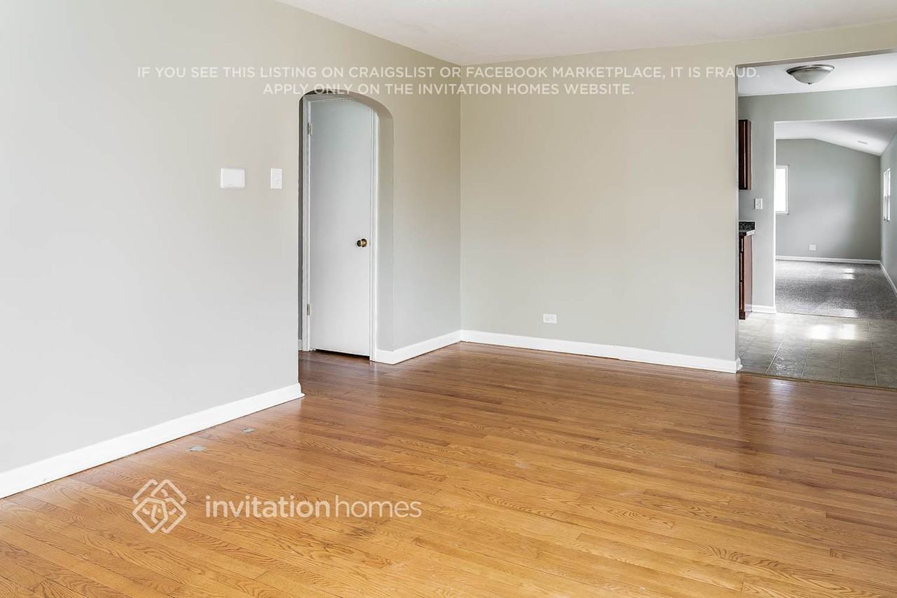 321 S Yale Ave - Photo 6 of 21