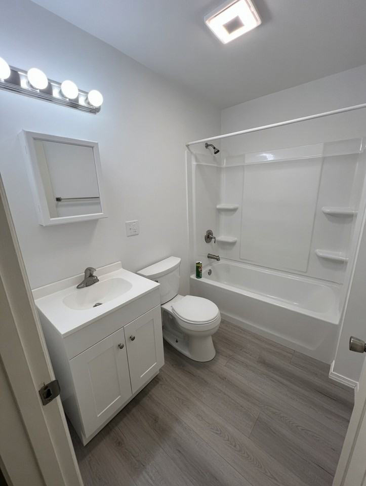 826 Grant St - Photo 6 of 6