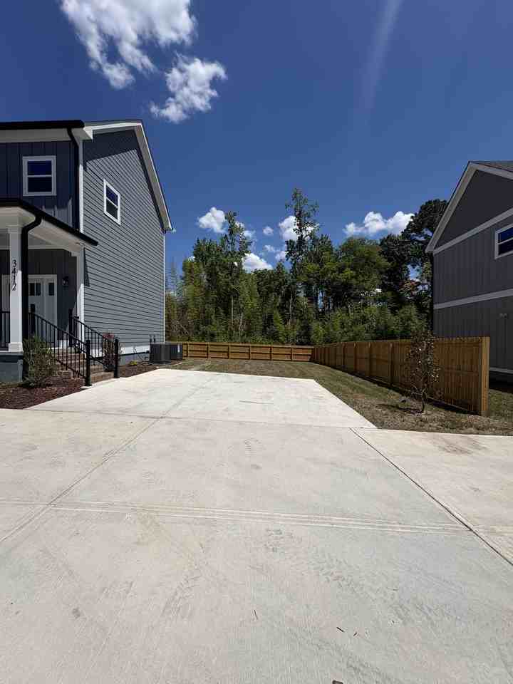 3412 Guess Rd - Photo 4 of 20