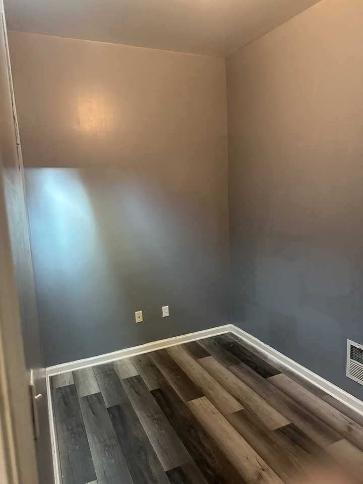 425 N Milton Ave - Photo 2 of 13