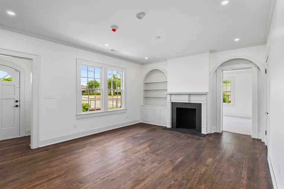 59 Perry St #59 - Photo 5 of 14