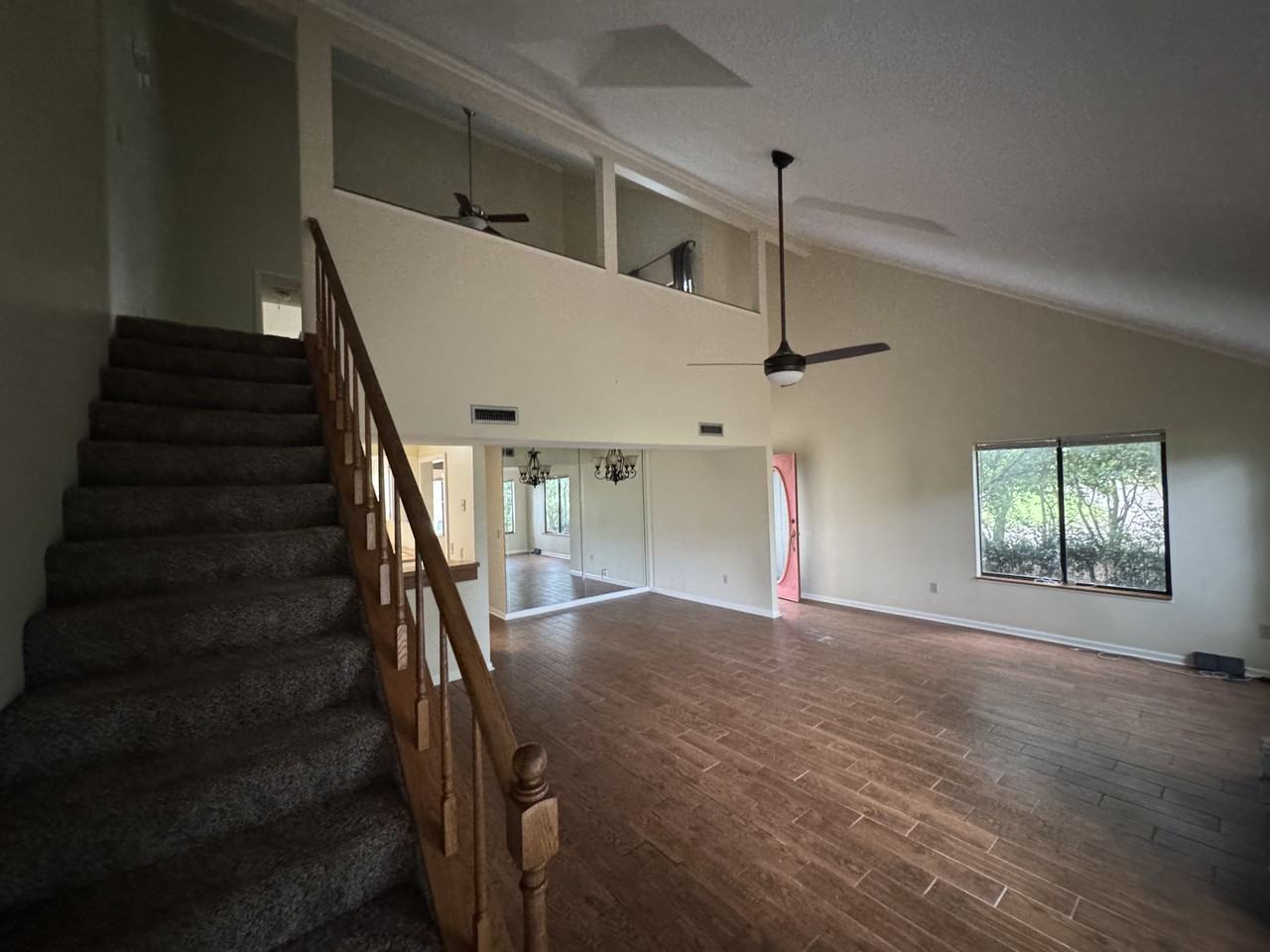 101 Golf Ct - Photo 4 of 7