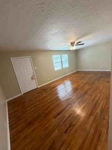 128 E Manana Blvd - Photo 2 of 13